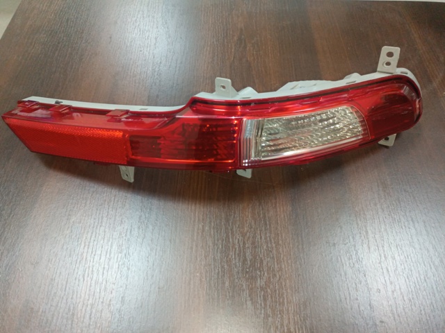 Протівотуманнка задня, права 924063U300 HYUNDAI