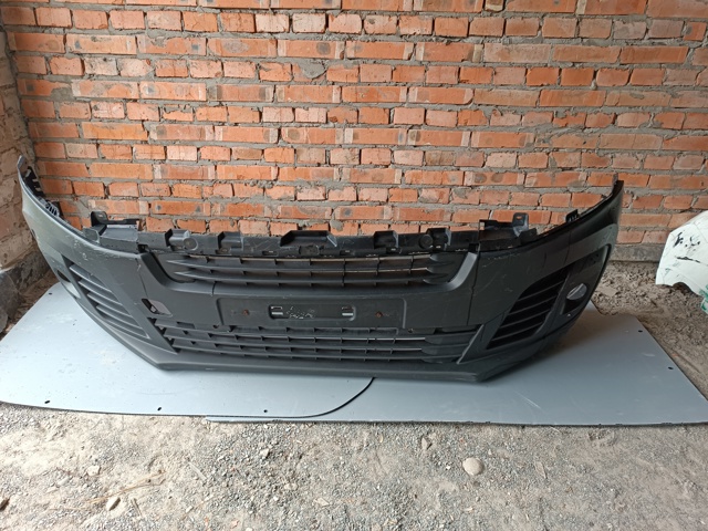 Буфер (бампер) передній 9808639977 PEUGEOT
