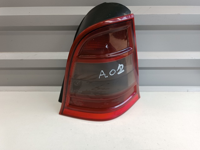 Ліхтар задній правий A1688200664 MERCEDES
