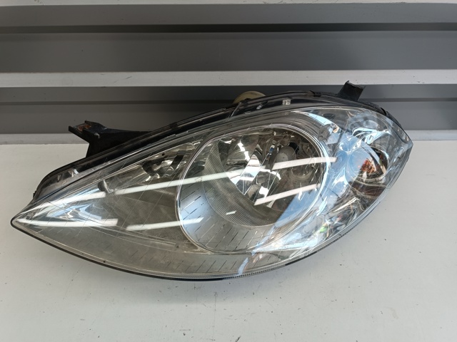 Фара дальнього світла в зборі A1698200161 MERCEDES