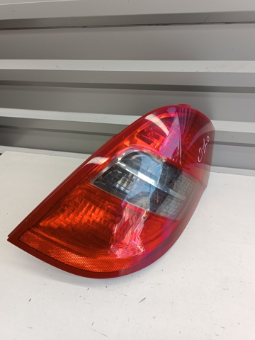 Задні ліхтарі A1698203064 MERCEDES