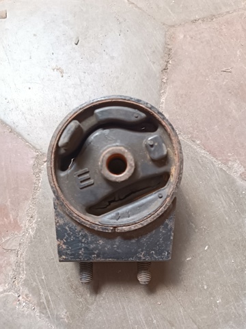 Подушка передньої опори двигуна BC1D39050 MAZDA