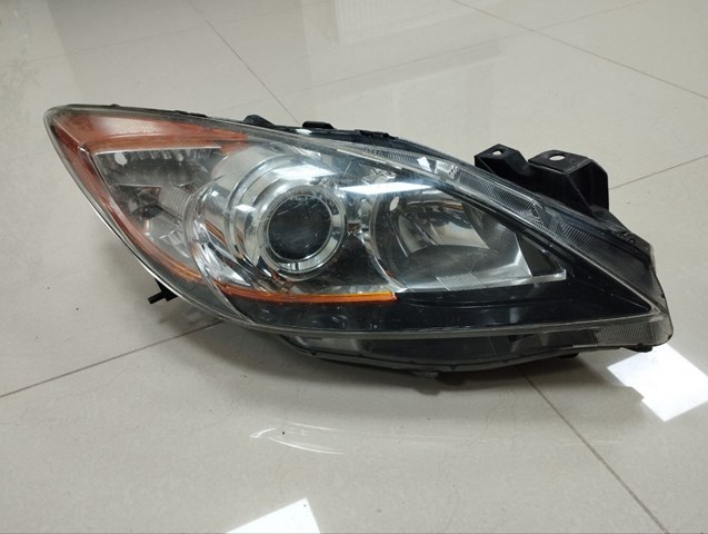 Фара основна права BDG751030 MAZDA