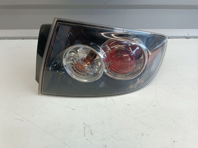 Стоп задній BR5H51150B MAZDA