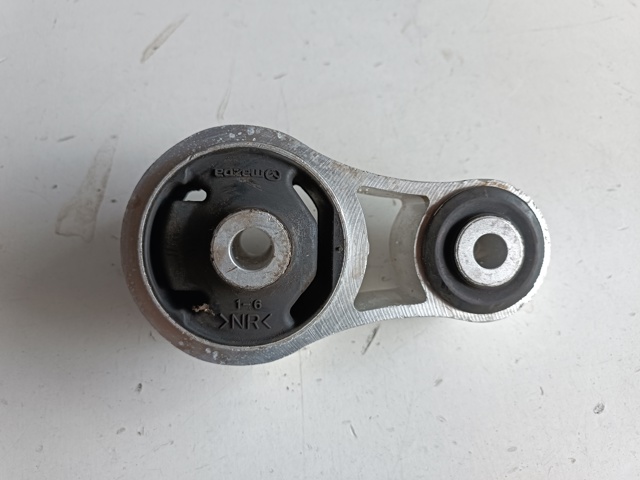 Задня подушка двигуна EH143904X MAZDA