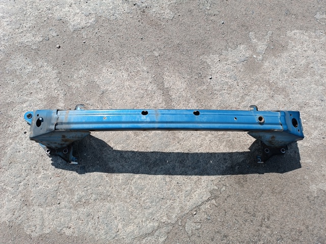 Буфер бампера переднього G31A50070B MAZDA