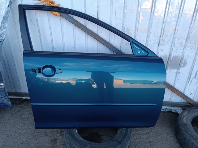 Пасажирські передні двері GJYE5802XL MAZDA