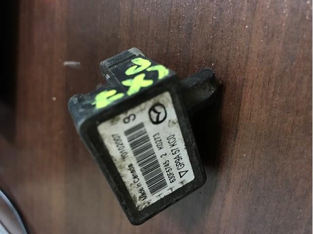 Датчик AIRBAG передній GP9A57KC0 MAZDA