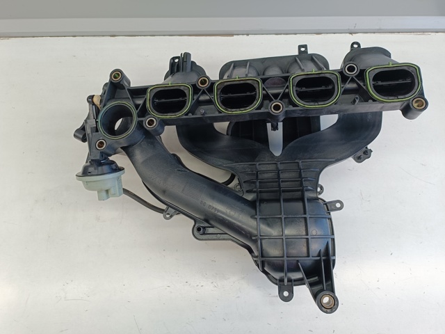 Колектор впускний L82913100 MAZDA