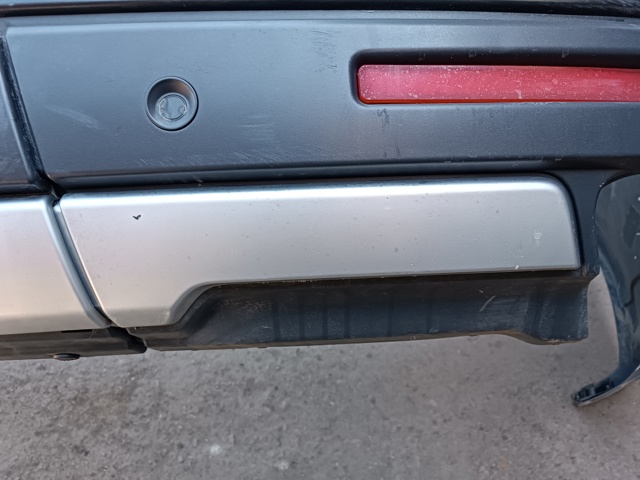 Накладка бампера заднього, права LR019556 LAND ROVER