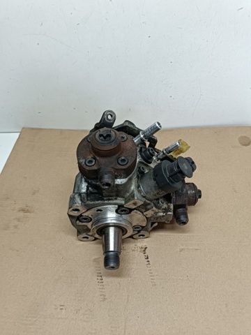 Система харчування двигуна LR027564 LAND ROVER