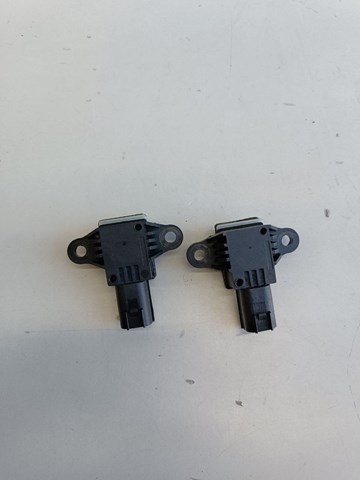Датчик Ейрбег передній LR028860 LAND ROVER