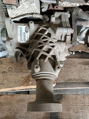 Міжосьовий диференціал LR051075 LAND ROVER