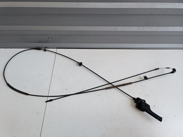 Трос капота без ручки LR051451 LAND ROVER