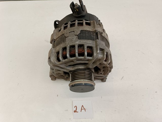 Авто генератор LR077394 LAND ROVER