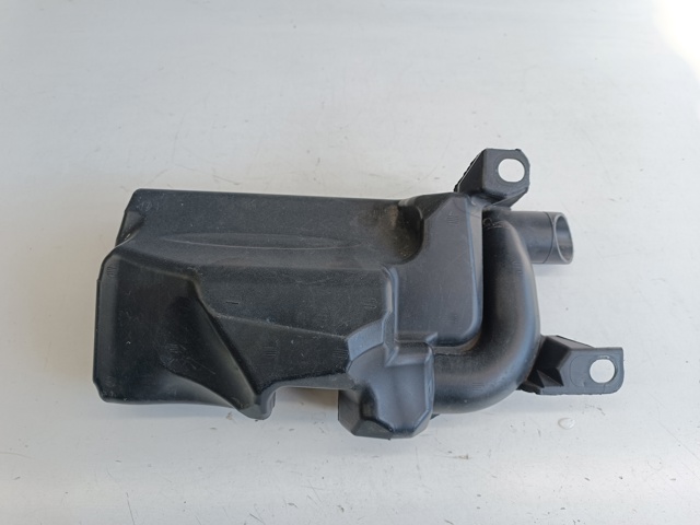 Резонатор PE0113195 MAZDA