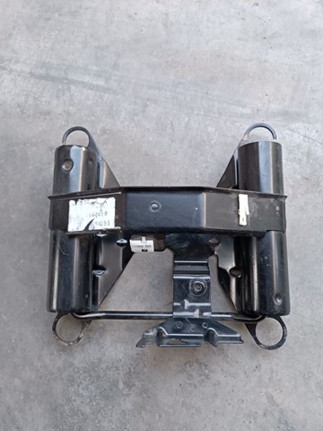 Кронштейн компресора пневмопідкачування (амортизаторів) RQU500690 LAND ROVER