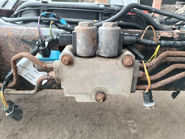 Блок клапанів активного стабілізатора RVH500110 LAND ROVER