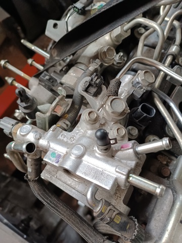 Зворотній клапан повернення палива SH011327X MAZDA