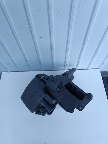 Повітроприймач SH0513200A MAZDA