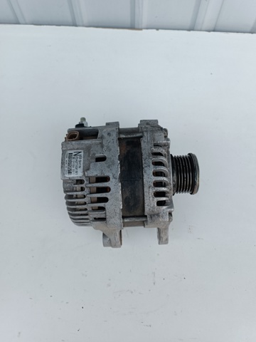 Генератор SH1N18300 MAZDA