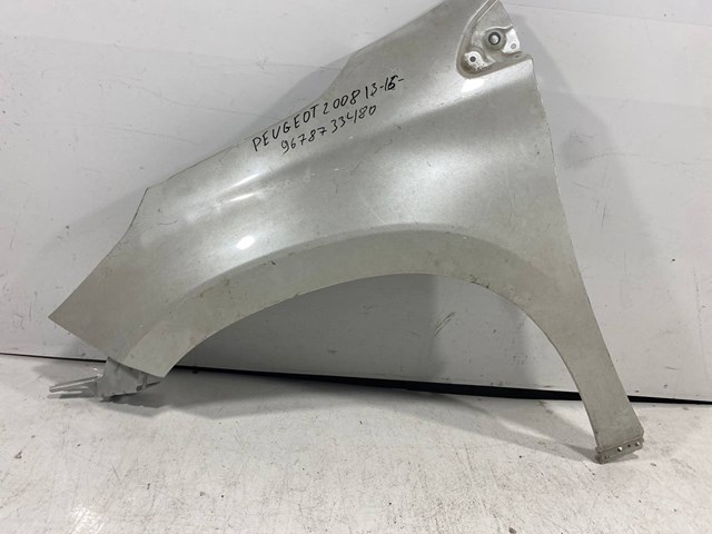 Бічна частина передня ліва 9678733480 PEUGEOT