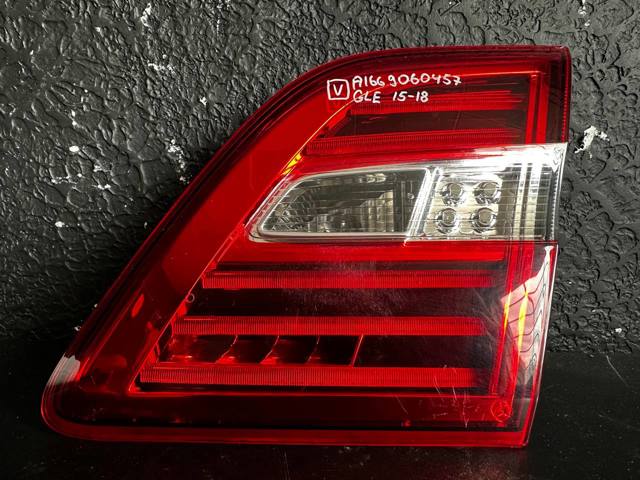 Фара задня права внутрішня A1669060457 MERCEDES