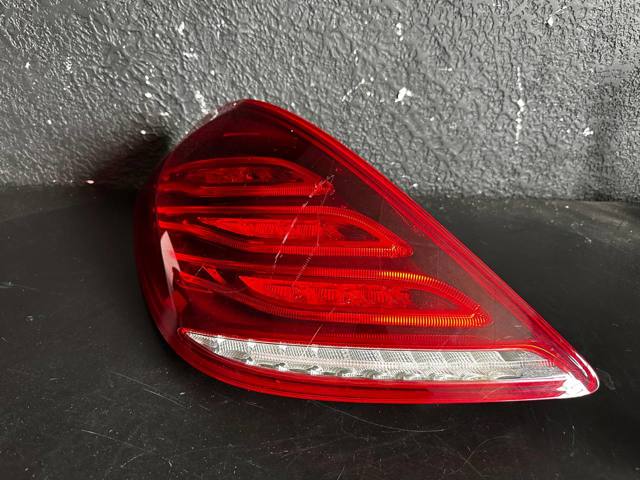 Задня ліва фара A2229065401 MERCEDES
