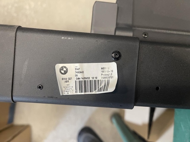 Шторка двері багажного відсіку 51477490440 BMW