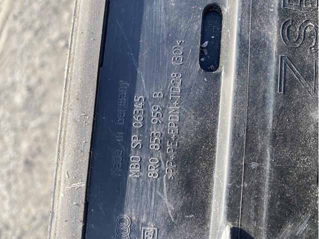 Накладка передніх дверей 8R0853959B VAG