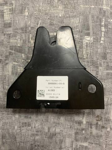 Запор капота (замок і привід замка капота) 600660100B Tesla Model