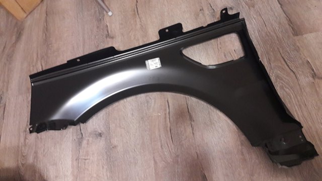 Переднє праве крило ASB790020 LAND ROVER
