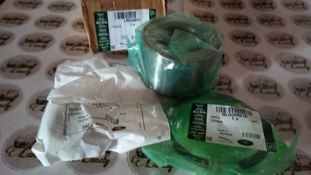 Задній підшипник LR045917 LAND ROVER