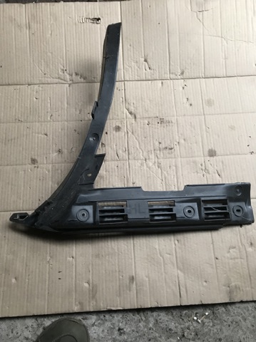 Ліве кріплення заднього бампера 3B9807393C VAG