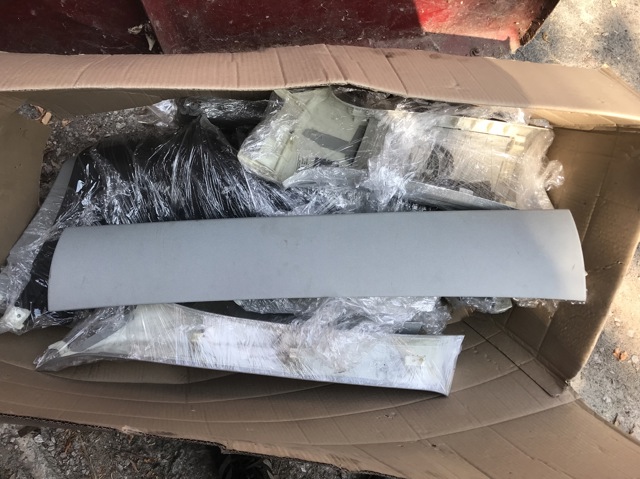 Оббивка даху внутрішня 4M0867839D VAG