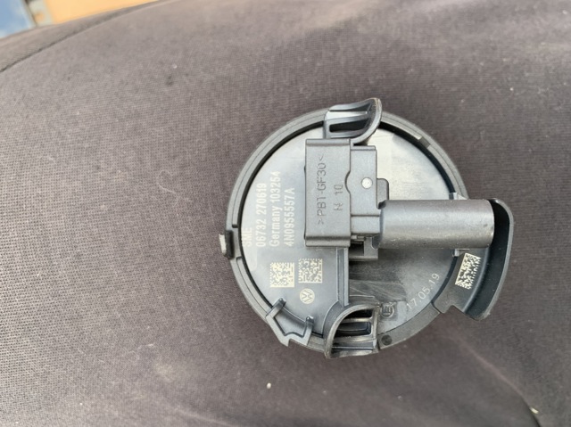 Датчик AIRBAG передній 4N0955557A VAG