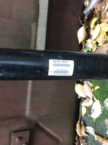 Вал карданний основний заднього моста 7L0521102G VAG