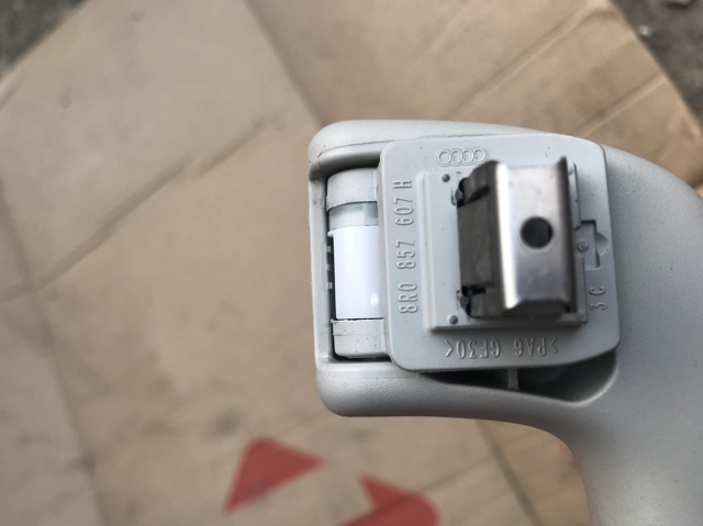 Ручка салону, дахи 8R0857607H VAG