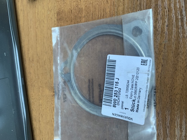 Нейтралізатор 8W0253115J VAG