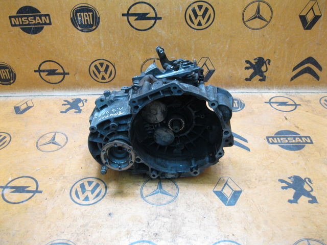 Корпус КПП 02Q301103C VAG