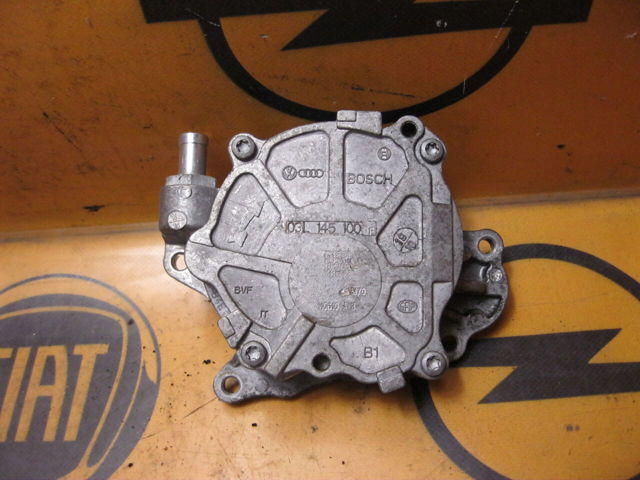 Насос вакуумний 03L145100 VAG