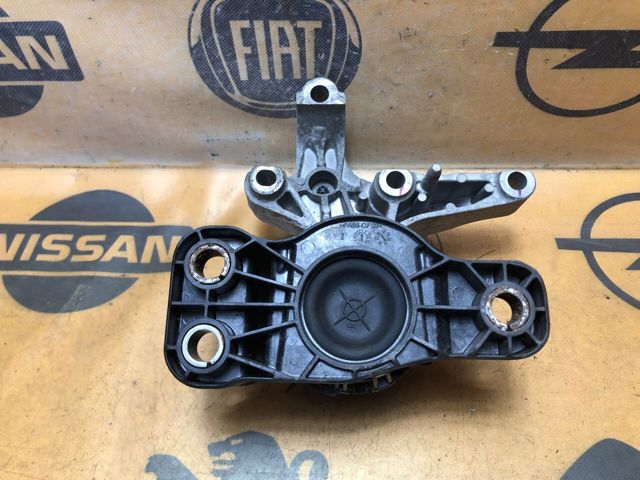 Права подушка двигуна 113756731R RENAULT