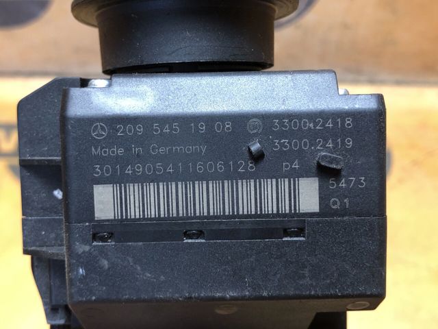 Замок запалювання 2095451908 MERCEDES