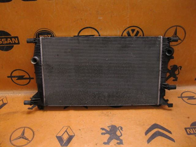 Радіатор водяний 214100016R RENAULT