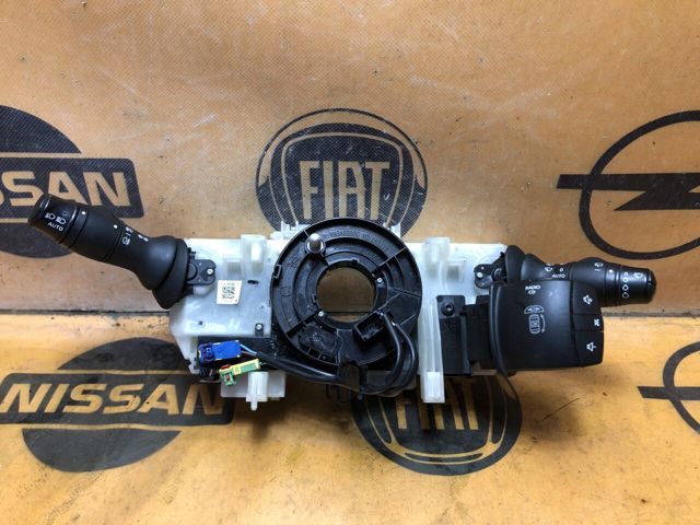 Перемикач підрульовий 255670019R RENAULT