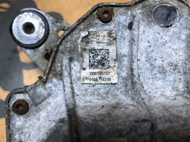Двигун склоочисника лобового скла, правий 288106583R RENAULT