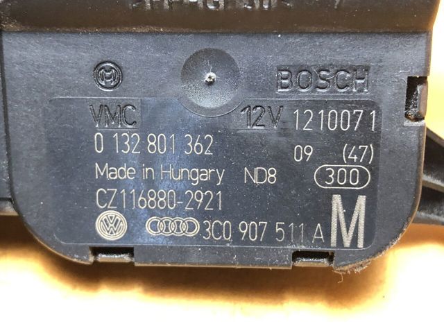 Мотор заслінки печі 3C0907511A VAG