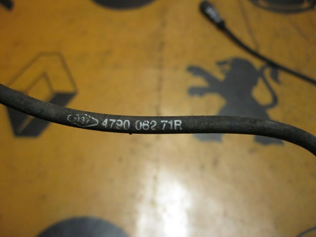 Датчик АБС (ABS) задній 479006271R RENAULT