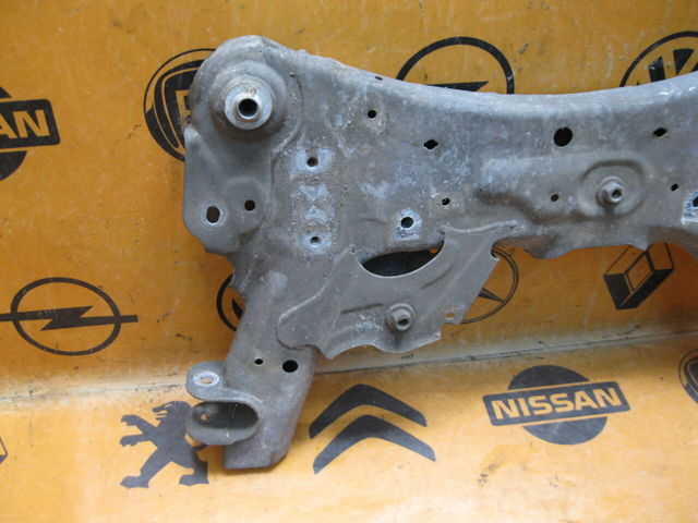 Передня балка 544019631R RENAULT