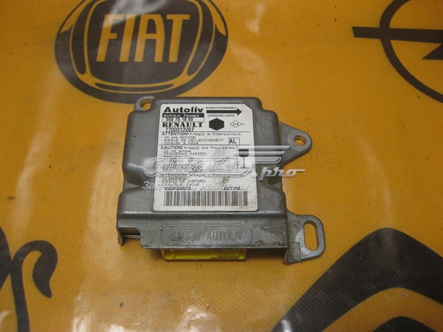 Б/у блок управления airbag renault kangoo  (1997-2007) код: 11136 7700313267